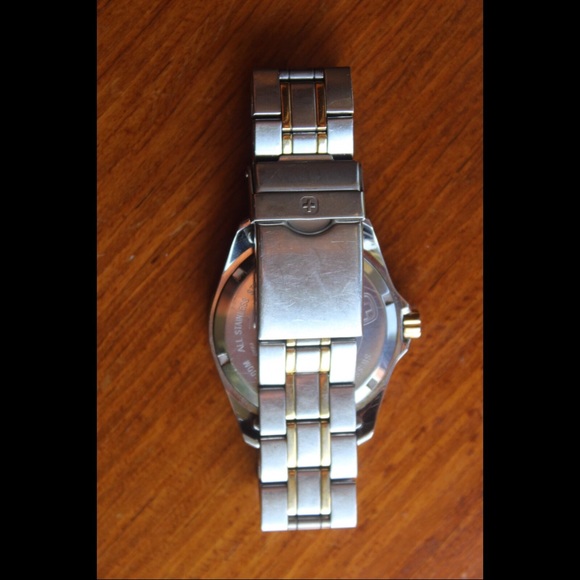 Wenger Swiss Military Watch - Picture 5 of 6
